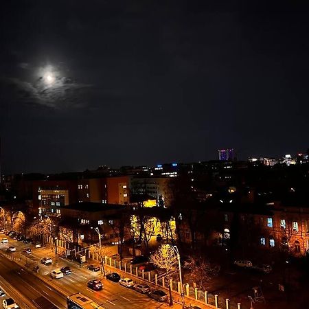 City View Studio In The Heart Of Bucharest Lägenhet Exteriör bild